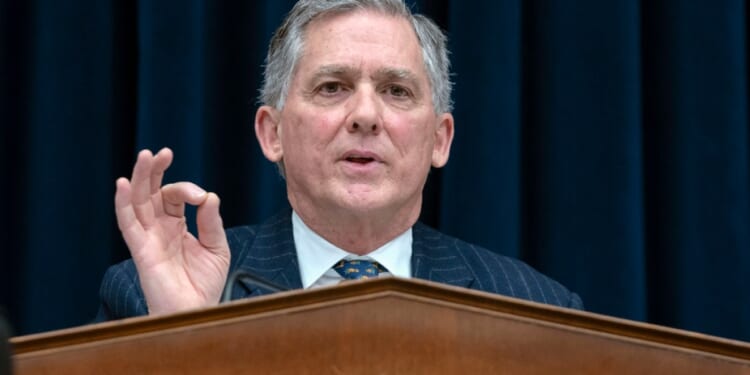 Committee advances bipartisan housing bill