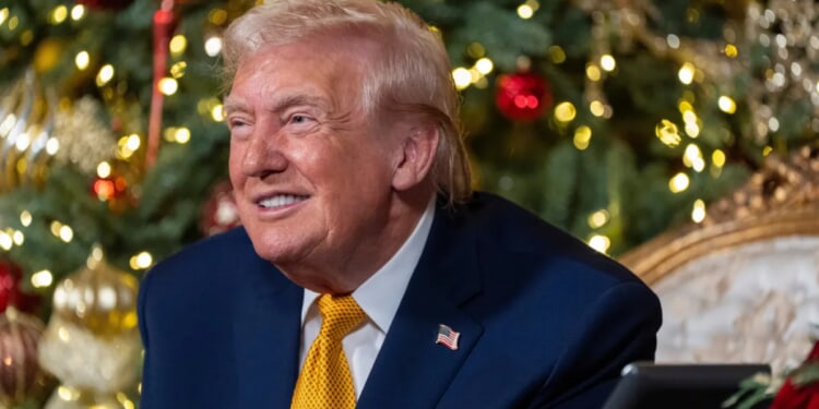 Concha says people can say ‘merry Christmas’ again under Trump 