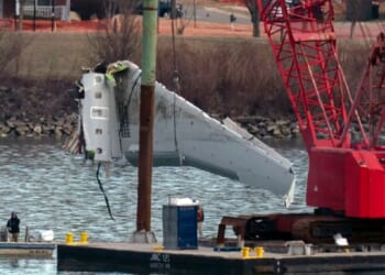 Congressional report finds Army at fault for Potomac plane crash