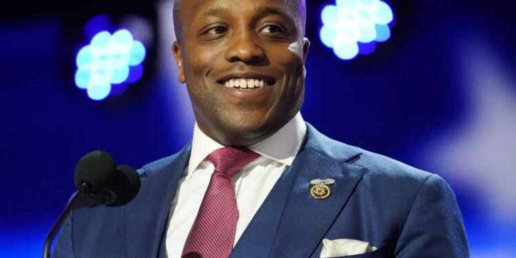 Exclusive: GOP Senate candidate Wesley Hunt pushes bill barring education benefits for illegal aliens