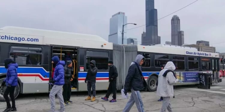 IL Dem touts 'great job' on transit, GOP candidate laments 'bailout' for Chicago