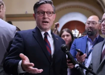 Insurance firms schmooze GOP while records show leftward drift