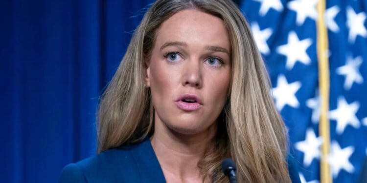 NJ twins arrested for threatening to kill immigration officials