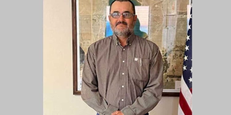 Noncitizen Kansas mayor accused of voter fraud has cast dozens of ballots since 2000, documents show