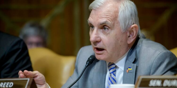 Reed says US must be 'very aggressive' in defeating ISIS