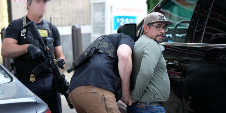 This NYT Story Gets Everything Wrong About Dems, Immigration