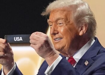 Trump given week of wins and fake scandal: White House Report Card