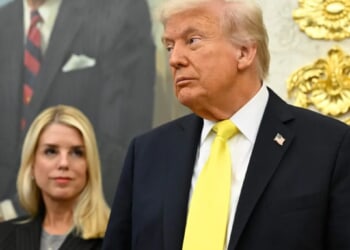 Trump has 'delivered' for his voters ahead of midterms: Bedford