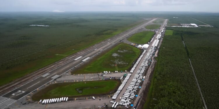 Trump vetoes law expanding Miccosukee tribe's territory in Everglades after its opposition to 'Alligator Alcatraz'