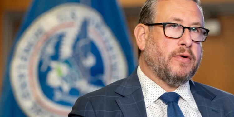 USCIS freezes immigration requests from 19 countries