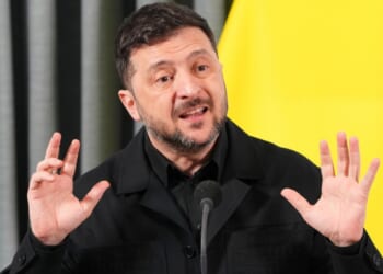 Zelensky 'ready' to bring Trump's peace plan to a vote in Ukraine