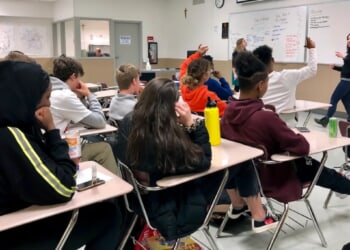 ​​Americans don’t trust feds in K-12 decisions, survey shows