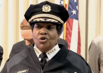 Philly's Fake Muslim Sheriff Threatens to Arrest ICE Agents