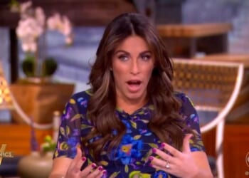 The View’s Token Republican Cheers Walz Deploying Guard Against ICE