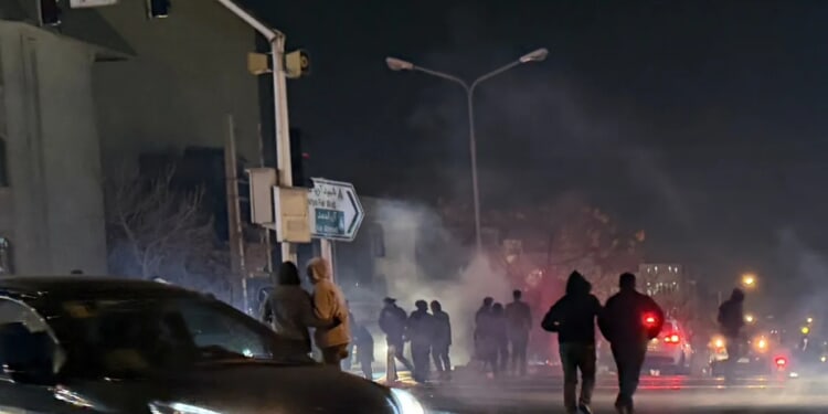 Gulf States, Turkey warn Trump striking Iran could destabilize entire region