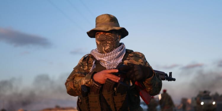 ISIS fighters reportedly escape from Kurdish prisons amid fighting