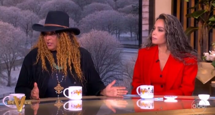 Pam Grier Goes Unchallenged by the View, Lies About Seeing Lynching in Ohio