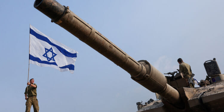 The Leo Strauss Letter That Previewed a Modern-Day Divide