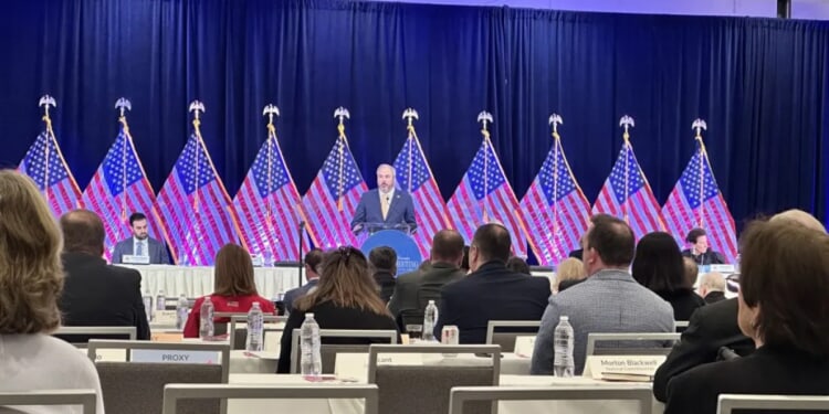 RNC takes first step toward greenlighting Trump's midterm elections convention