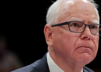 Tim Walz supporters urged to 'rush' donations to his legal fund amid DOJ probe