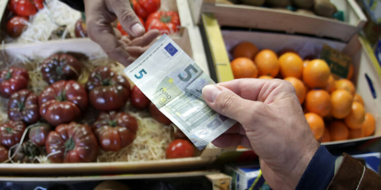 Poland’s <i>Nie</i> to the Euro