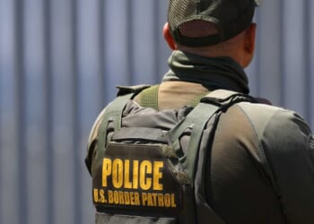 More than 100 outraged community members denounce elementary school teacher over 2-word post about ICE