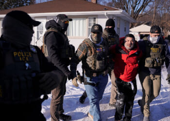 On Immigration, Let’s Just Follow the Constitution