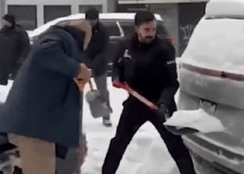 Mamdani Shovels Snow Like a Communist