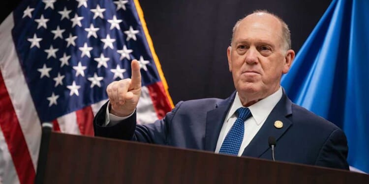 'Justice is coming': Border czar Tom Homan vows to stay in Minneapolis 'until the problem is gone'