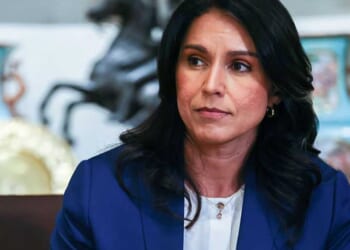 Democrats panic at sight of Tulsi Gabbard at FBI raid of Fulton County election office