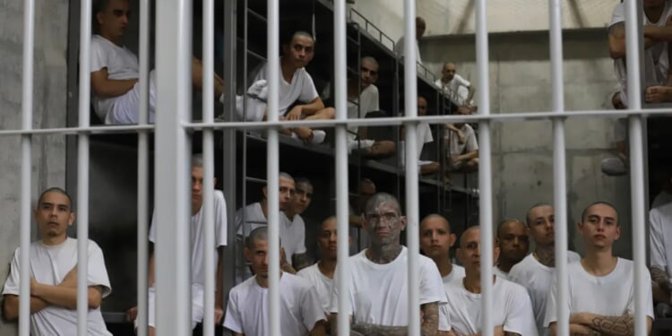 60 Minutes airs pulled CECOT segment with few changes 