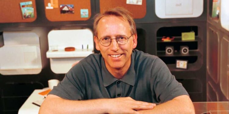 'A true American original': Trump, Vance, Musk, and others pay tribute to the late Scott Adams amid leftist attacks