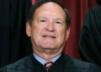 Alito asks if support of KKK could be enough to remove Fed governor