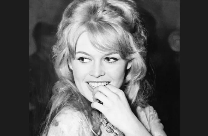 Brigitte Bardot appears at the Mount Royal Hotel in London on April 9, 1959. (Dave Dawson/AP)