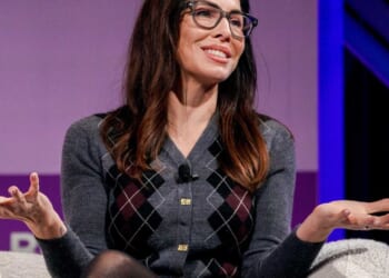 Comedian Whitney Cummings mocks liberal hypocrisy: 'We don't believe in gender, but we need a female president'