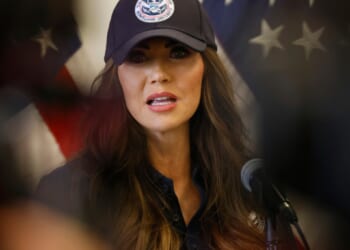 DHS sending 'hundreds' more ICE officers to Minnesota