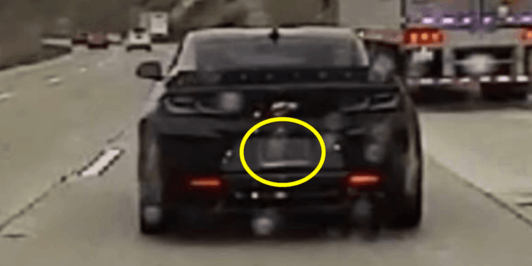 Driver doing over 100 miles per hour manages to 'black out,' 'turn off' license plate while evading cops, police say