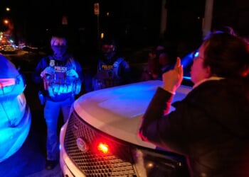 Federal officer shoots illegal Venezuelan immigrant in Minneapolis, DHS says