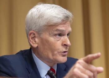 GOP pushes back on Trump administration after Minneapolis shooting