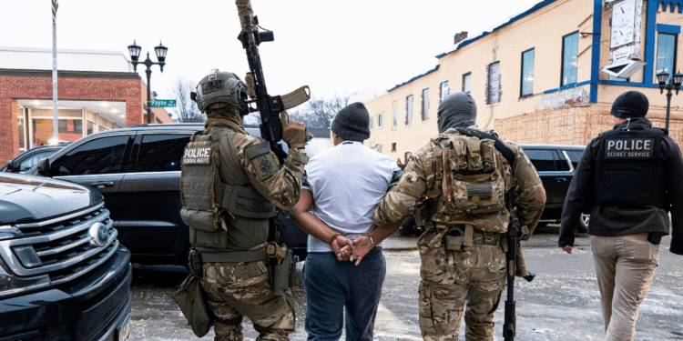 federal agents making an arrest