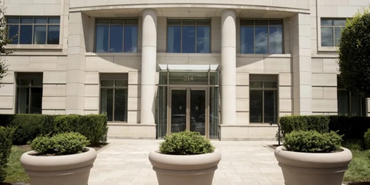 Heritage Foundation calls on US to prioritize marriage and family in new report