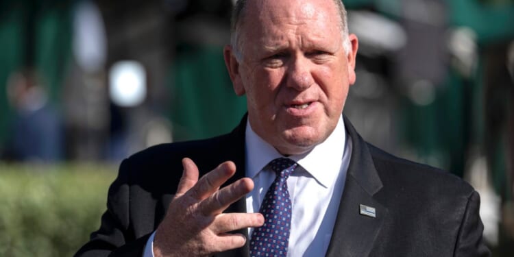 Homan hails 'productive' meeting with Walz and Frey after Pretti shooting