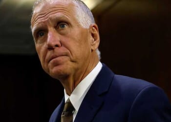 'Horrifying situation': Some Republicans retreat following Minneapolis shooting of anti-ICE agitator