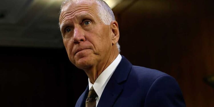 'Horrifying situation': Some Republicans retreat following Minneapolis shooting of anti-ICE agitator