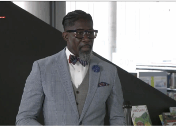 Illegal Alien Who Led Des Moines Schools Wants To Make A Deal