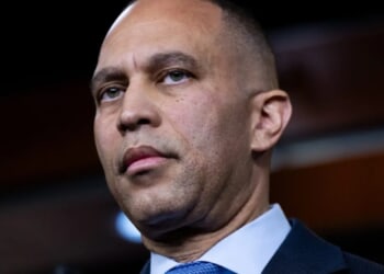 Jeffries mum on supporting another government shutdown