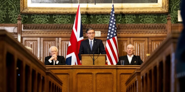 Johnson stresses friendship with UK in address to Parliament