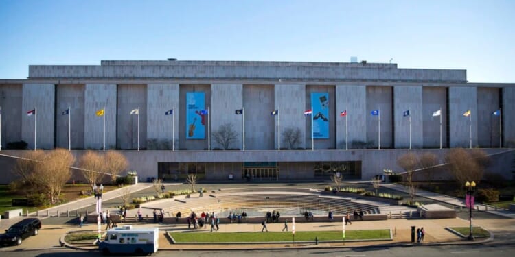 Museums won't rebuild trust by choosing sides