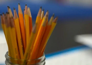 NYC school investigated over passing failing students