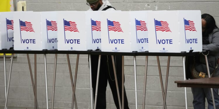 New Hampshire lawmakers seek to tighten voting laws